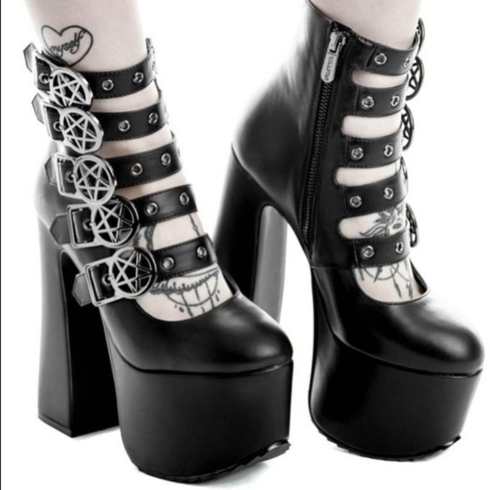Brand new size 11 Killstar burial platform boot
